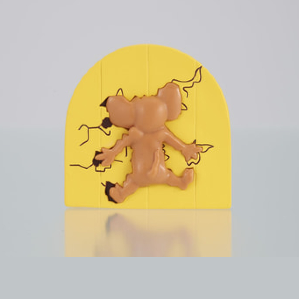 扉に激突したジェリー